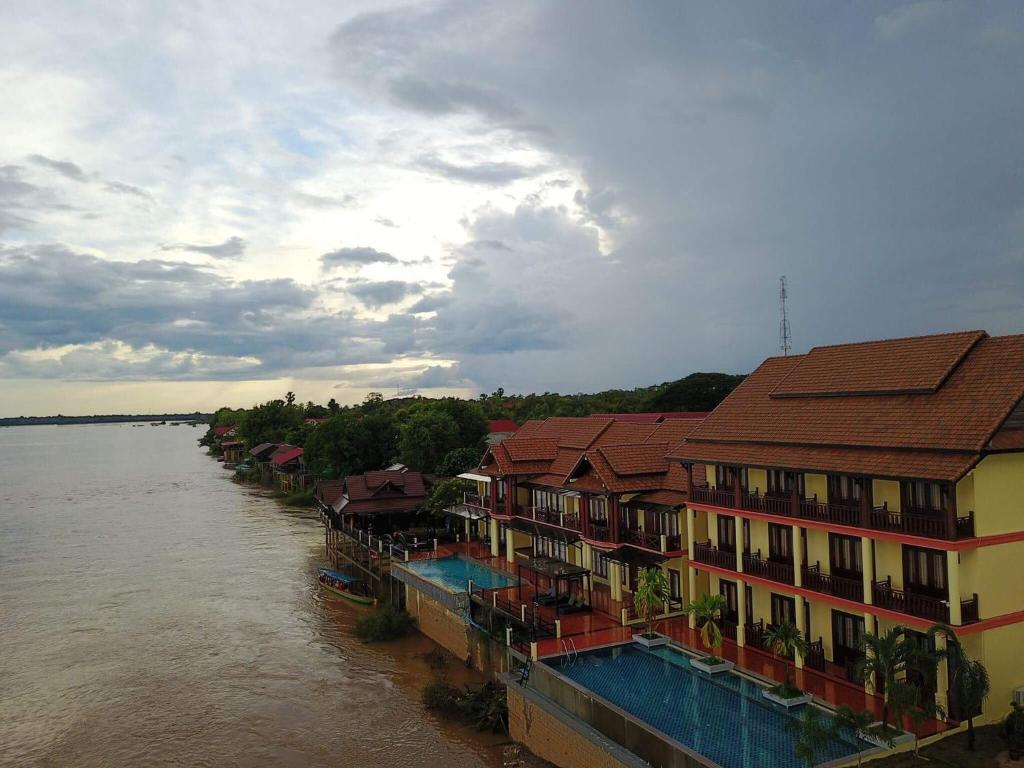 Pon Arena Hotel